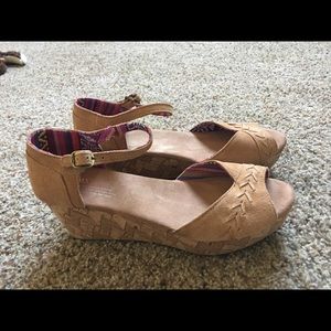 TOMS Platform Peep Toe Sandals